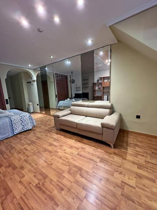 Estudio Para Parejas Con Wifi En La Playa Валенсія Номер фото